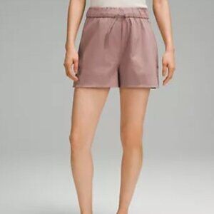 Cinchable Waist High-Rise Woven Short 3.5"
